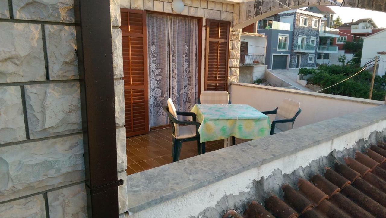 Maribela Apartments Трогир Екстериор снимка